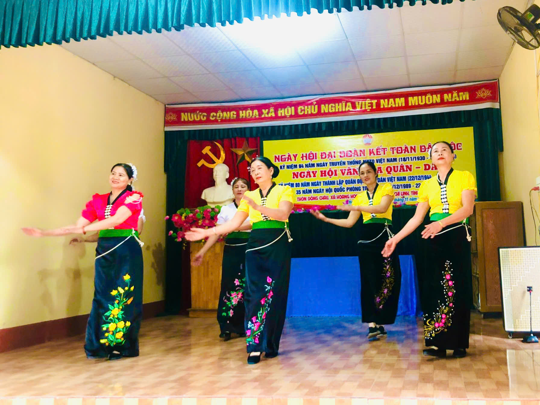 ngày hội văn hoá quân dân3.jpg