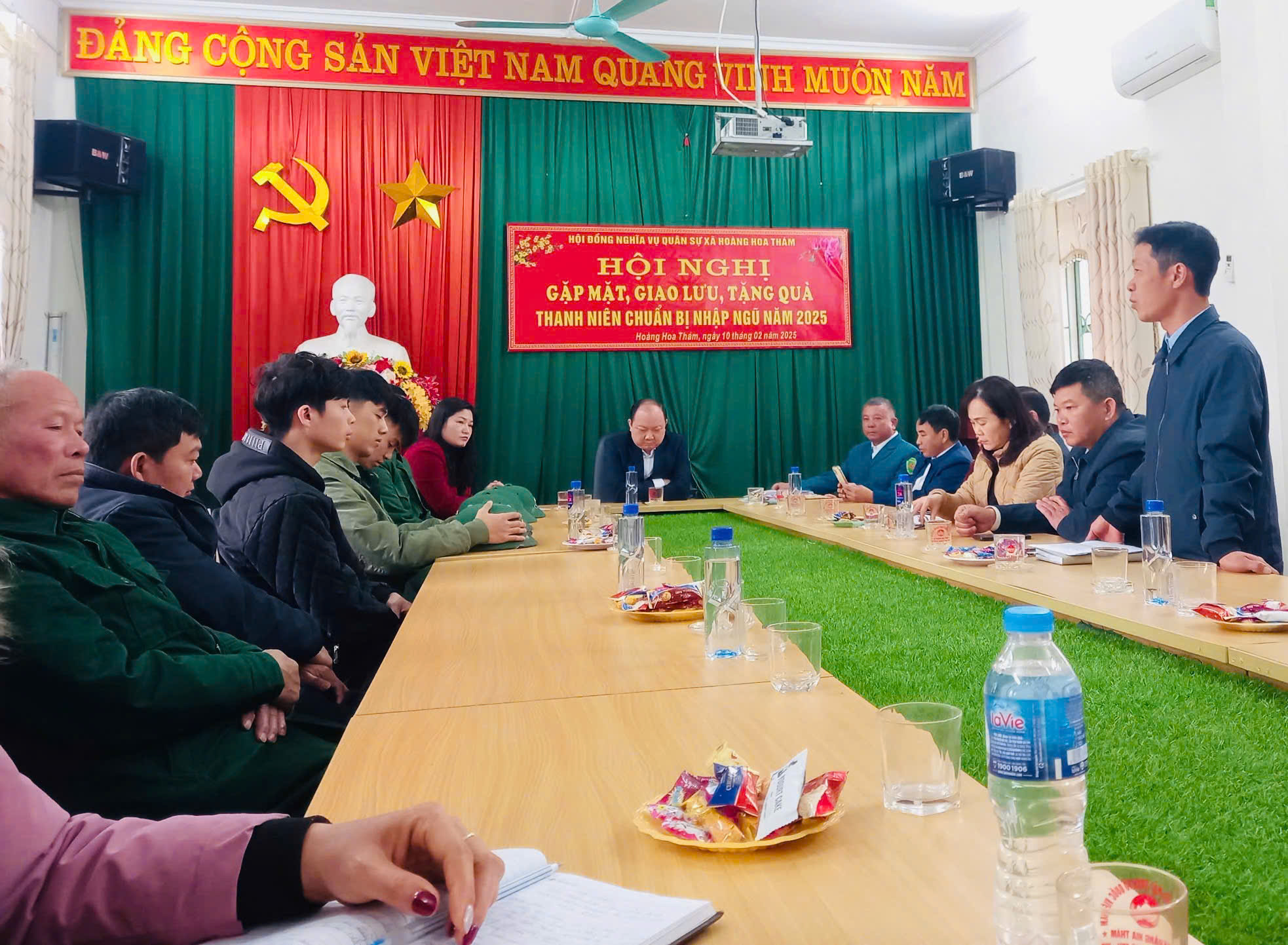 tân binh 1.jpg