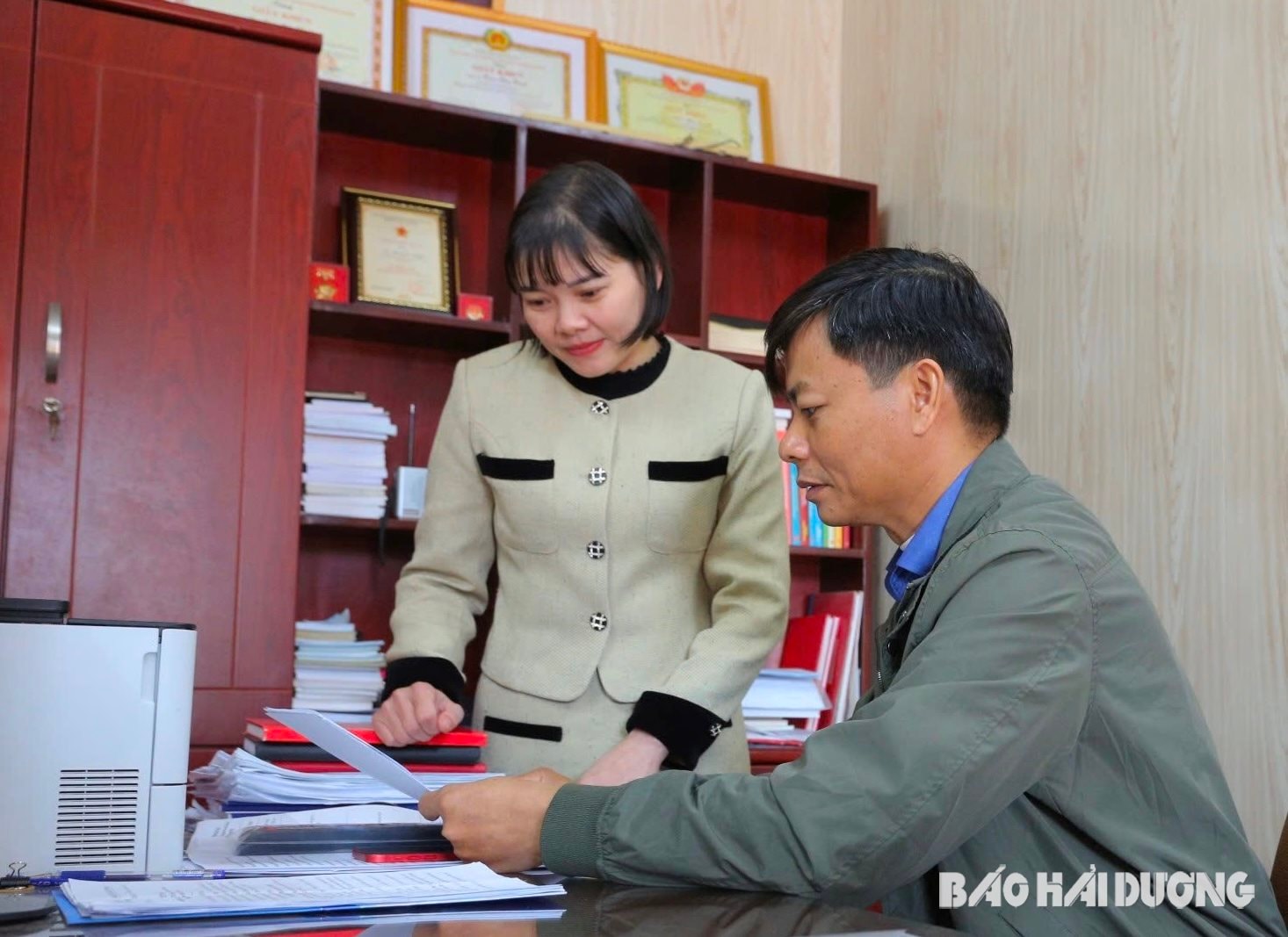 Hải Dương sẽ khen thưởng người tự nguyện nghỉ hưu trước tuổi, thôi việc khi tinh gọn bộ máy